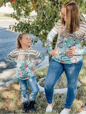 Kids Floral & Leopard Print Hooded Top in Teal